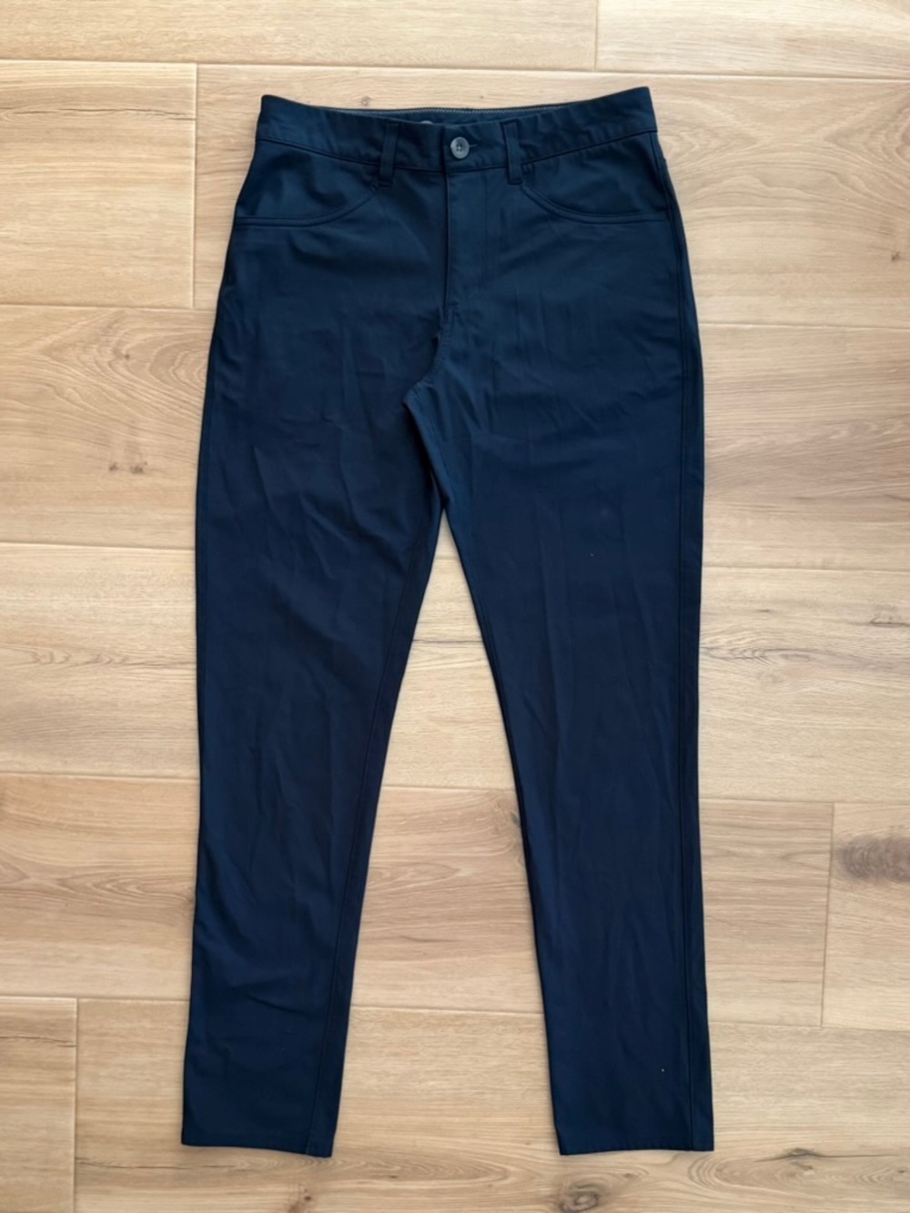 Vuori Meta Athletic Slim Pants in Ink Size 28